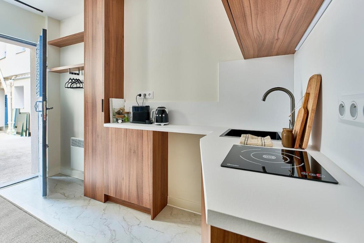 Close To La Crimee Metro Station Line 7 Appartement Parijs